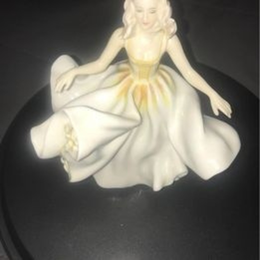 Royal Doulton Vintage LIMITED EDITION SWEET SEVENTEEN 1974